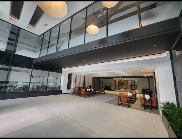 333M² OFFICE TO LET IN VORNA VALLEY